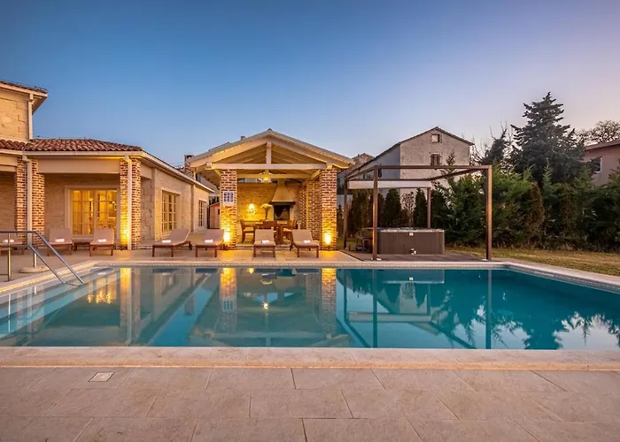 Villa Star Vila Vizinada